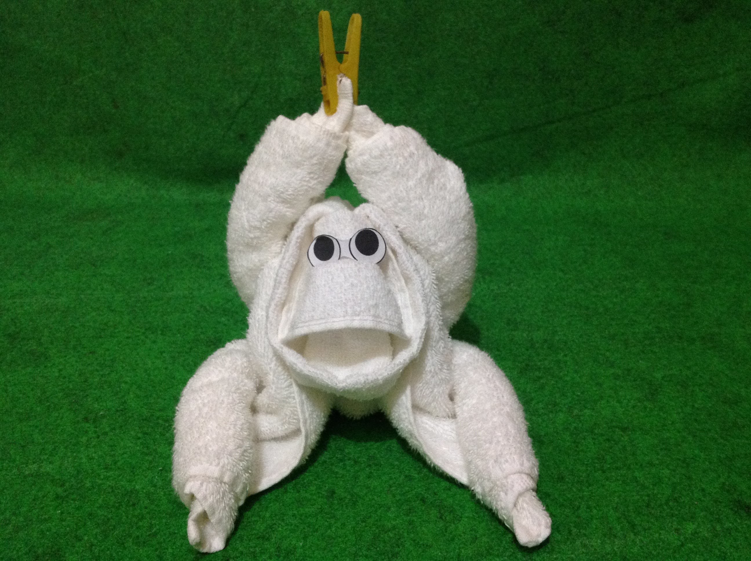 LITTLE MONKEY TOWEL CREATION, TUTORIAL, TIPS, CARA, DIY, HOW TO