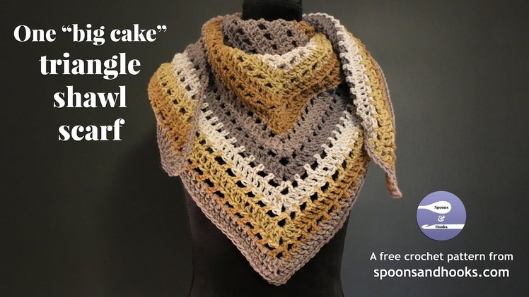 One "big cake" triangle shawl scarf (free crochet pattern)