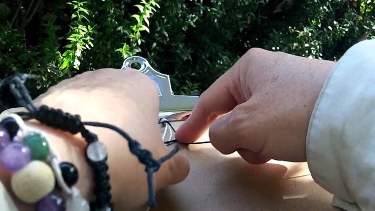 How to Make A Hemp Bracelet by Meandering Cords