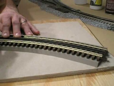 O-Scale 3-Rail Track Tutorial - Part 1 of 3