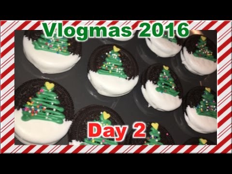 VLogmas Day 2: Easy Tree Oreo Cookies |2016