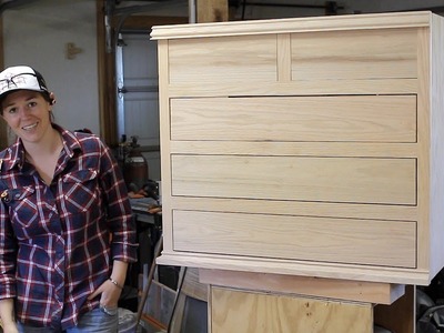 Building a Bathroom Vanity With Drawers