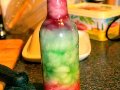 HOW TO: Make a Rainbow in a Bottle