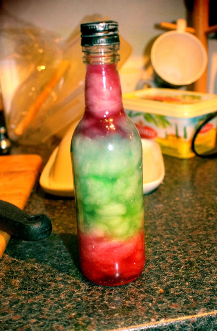 HOW TO: Make a Rainbow in a Bottle