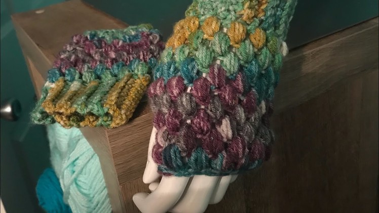How to Crochet Puff Stitch Fingerless Gloves