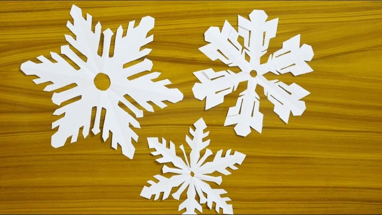 Christmas Decoration Idea at Home - Paper Snowflake DIY
