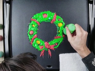 Christmas Wreath Pancake Art (Samsung)