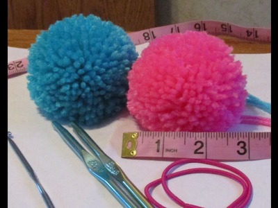 Making a 3inch PomPom using a Folded Paper