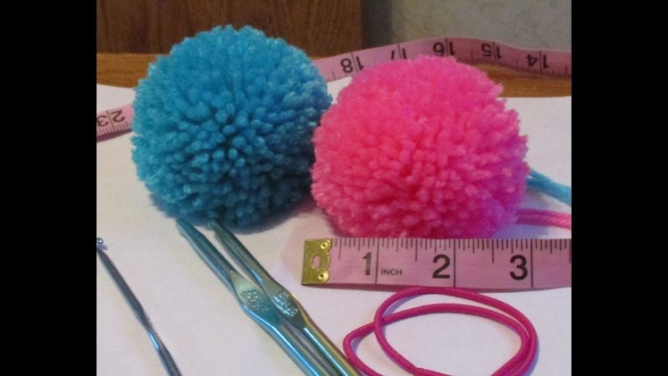 Making a 3inch PomPom using a Folded Paper