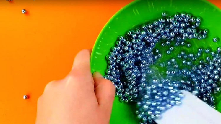 Making crunchy slime with balloons and metallic beads - Slime Channel -