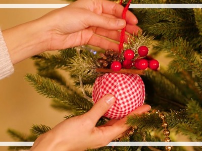 Making handmade ornaments for Christmas trees. A great gift for children. Tips and Tricks