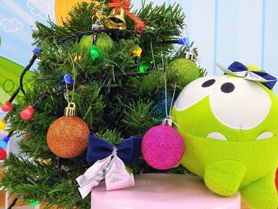 Christmas Stories. Om Nom decorates a Christmas tree.
