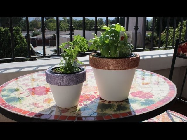DIY | Glitter Flower Pots!