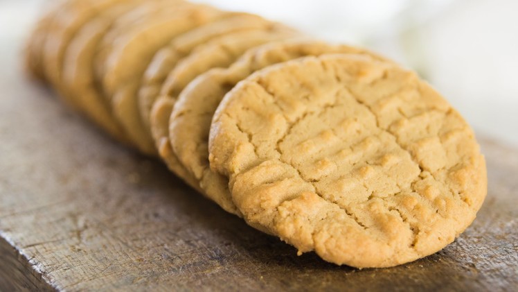 Peanut Butter Cookies | September Cookie of the Month