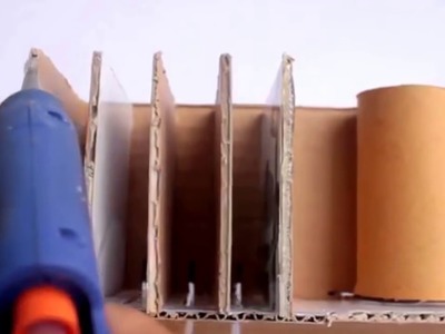 How to make a DIY cardboard ATM in five minutes!