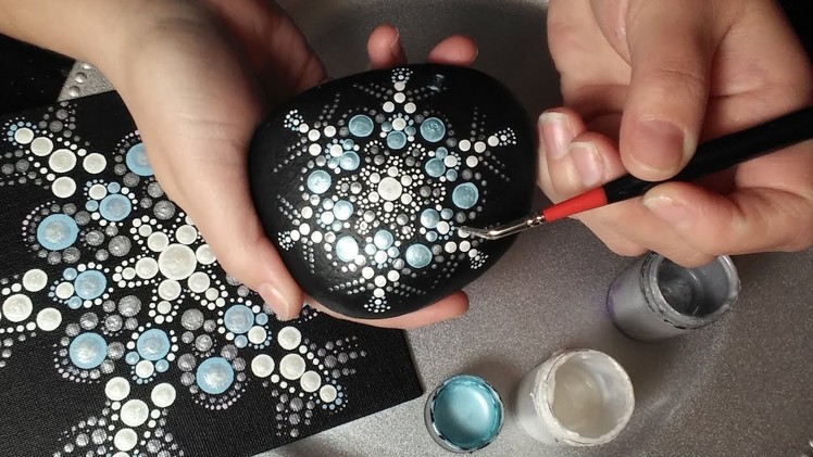 How To Paint Dot Mandalas GIFT IDEA #4 Snowflake