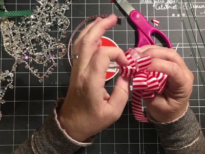 Making small bows for embellishments, wrapping & decorating - "Bow"nanza part 1 | dearjuliejulie
