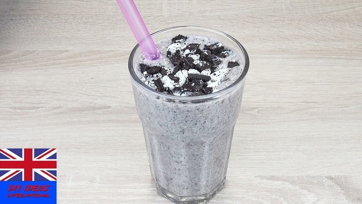 DELICIOUS OREO BANANA MILKSHAKE | recipe for a cookie-milkshake in 2 minutes