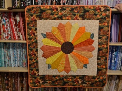 EPISODE 44 - Quilting my Dresden Plate and Attaching the hanging sleeve