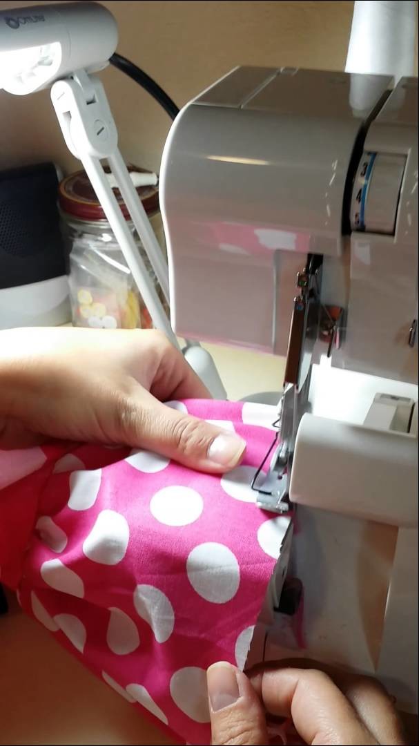 Finishing a rolled hem on a serger