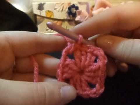 How to crochet a Granny Square