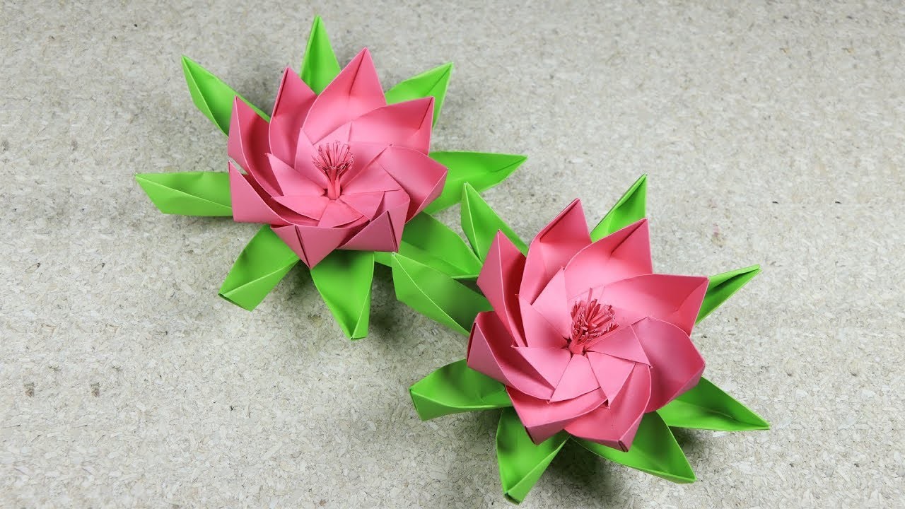 Оригами цветок памяти. Оригами цветок. Модульное оригами цветы Лотос. Оригами маленькие цветочки.