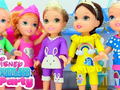 Elsa's Surprise SLUMBER Party! Elsa and Anna toddlers bedtime story play doh videos