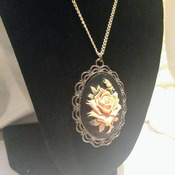 Vintage Style Silver Platted and Tibet Silver Cameo Pendant Necklace.