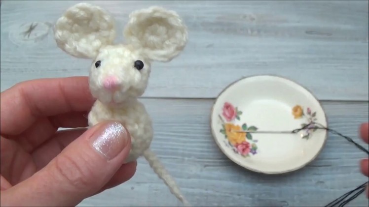 Pocket Mouse Part 8 Sew the Eyes