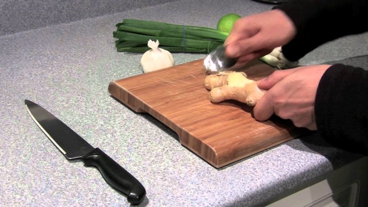 Quick Ginger Trick- How to peel ginger in seconds