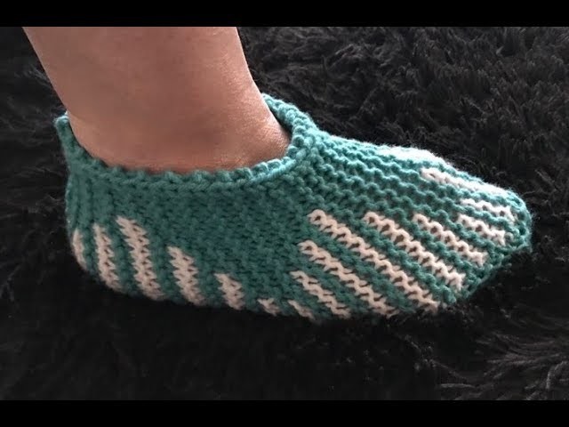How to Knit Tulip Slippers Pattern #609│by ThePatternFamily
