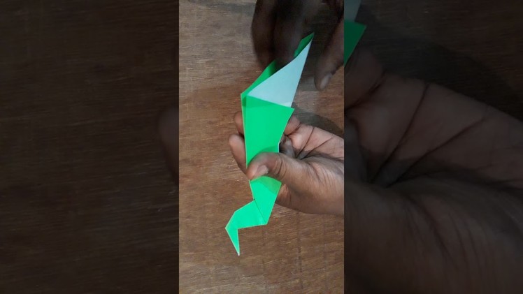 How to make an easy origami peacock