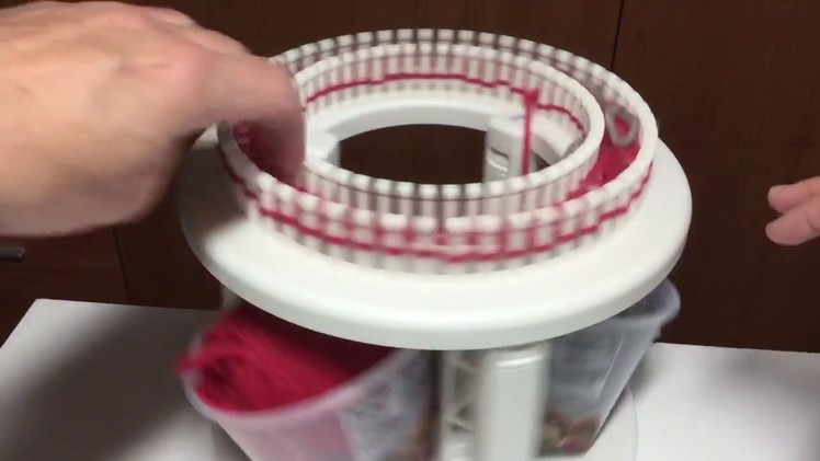 How to Work a Purl Round Using the Rotating Double Knit Loom