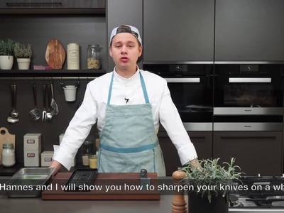 Knife sharpening on the Whetstone (English subtitle)