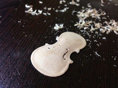 Miniature Violin, made by Jeremy Choi
