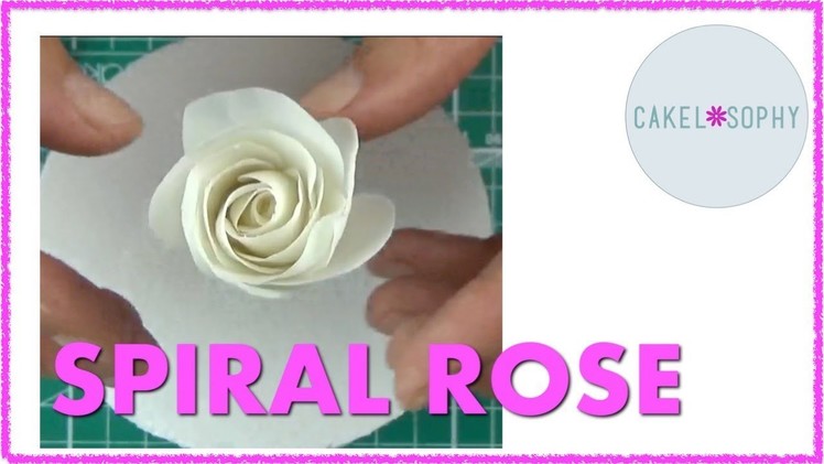 Spiral Rose  out of Gumpaste : a 'How to'  Demo