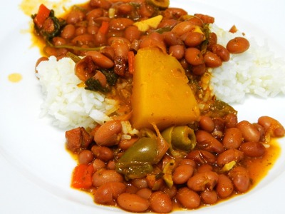 Boricua Style Habichuelas Guisadas Frescas (Stewed beans from Scratch)