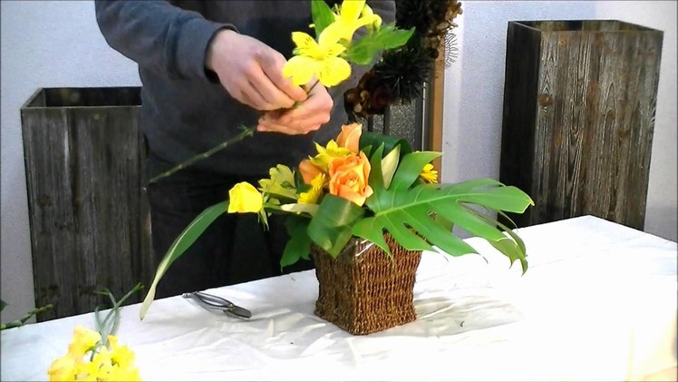 How to do japanese flower arrangement for beginners