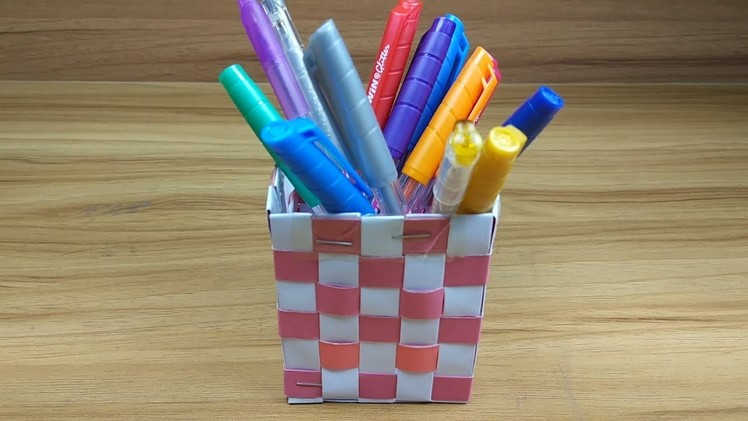 How to Make a Beautiful Pen Stand with Paper at Home | Paper Pencil Holder |