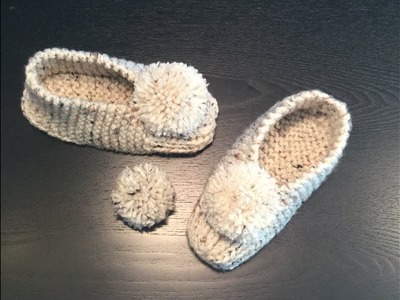 HOW TO MAKE YARN POM POMS - for your knitted slippers