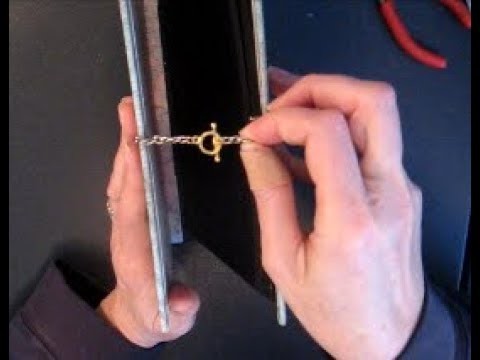 How to make a chain closure for scrapbook mini albums