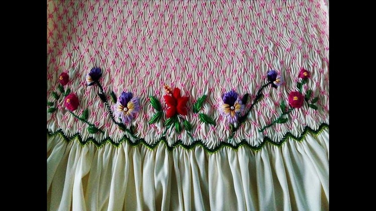 Garden Flowers Smocking Stitch | Flores del Jardín Punto Smock | Hand Embroidery