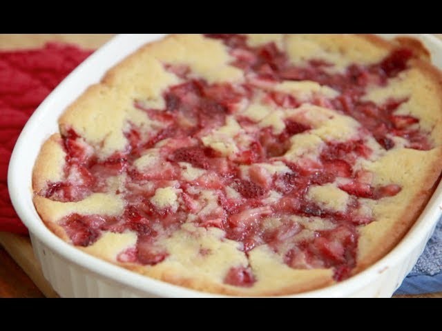 Fresh Strawberry Cobbler Recipe ~ Quick & Easy Dessert
