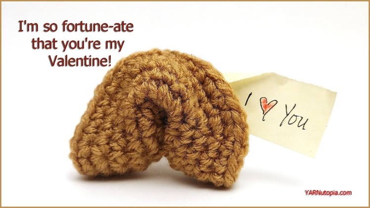 Crochet Tutorial: Fortune Cookie