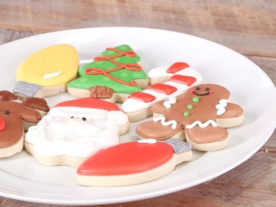 How To Frost Holiday Sugar Cookies | Southern Living