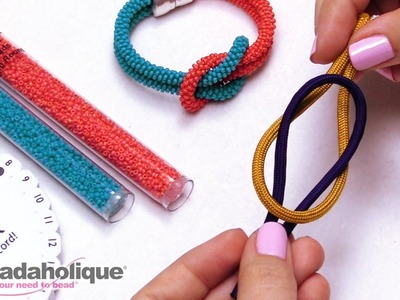 How to Make a Single Square Knot For Beaded Kumihimo
