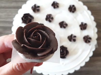 How to pipe a rose and other flowers with chocolate ganache - Chocolate Ganache roses