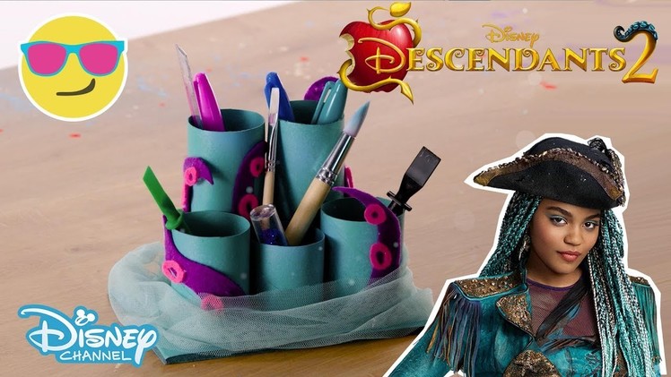 Descendants 2 | Craft Tutorial: Uma's Desk Organiser ???? | Official Disney Channel UK