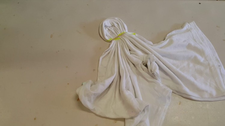 DIY. how to tie dye a rainbow heart very simple