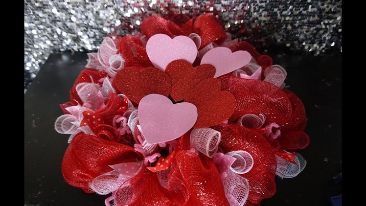 DIY: Deco Mesh Wreath: Valentine's Day || Quick and Easy Tutorial